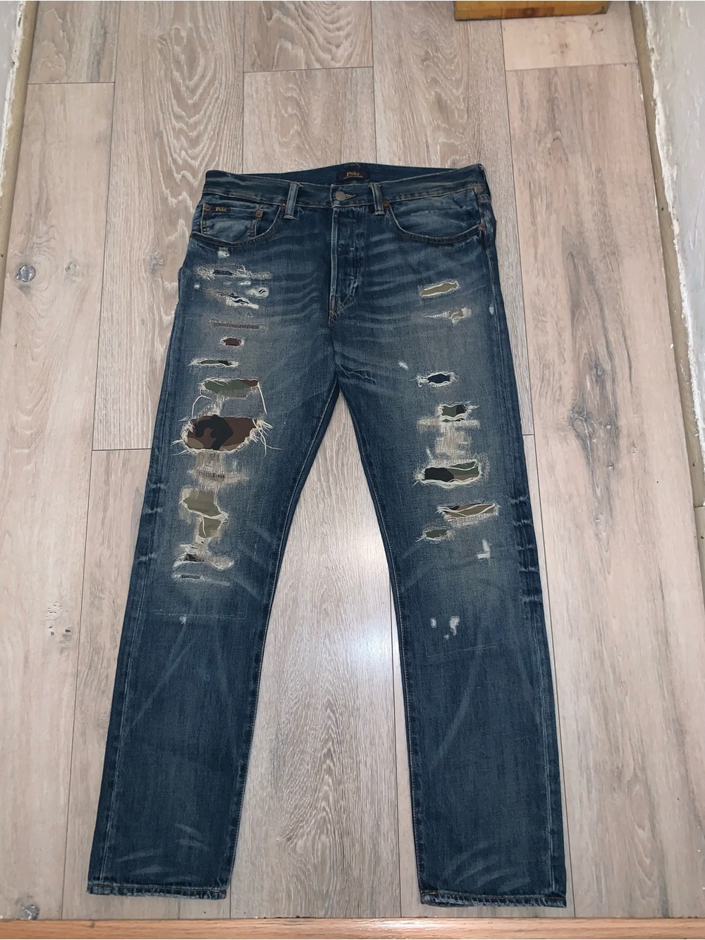 Polo Ralph Lauren Sullivan Slim Camo Patch Distressed Jeans Size: 30 x 30